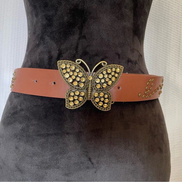 Brown 1 1/2” Brown Belt Rhinestone Accents Butterfly Buckle Belt Size Medium - Picture 1 of 6
